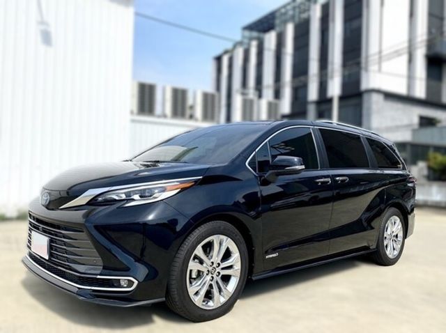 TOYOTA豐田 SIENNA  第1張相片