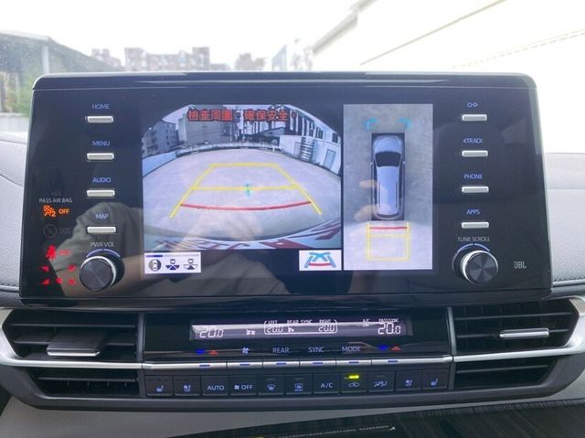 TOYOTA豐田 SIENNA  第14張相片