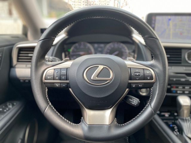 LEXUS凌志 RX300  第5張相片