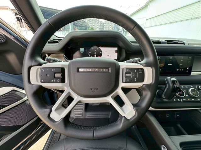 LAND ROVER路華 DEFENDER  第13張相片