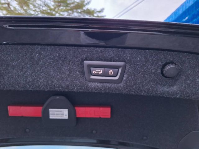 2017年 BMW SEDAN G30 520D  Luxury 渦輪增壓 豪華舒適進口房車(實際配備以現場實車為準)  第9張相片