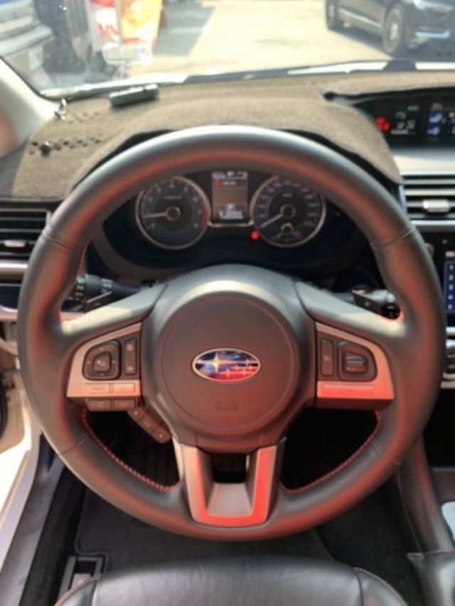 2016年 XV 2.0I S   原版件 認證車 4 WD 運動休旅車{實際配備以現場實車為主}  第10張相片