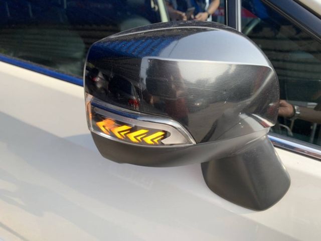 2016年 XV 2.0I S   原版件 認證車 4 WD 運動休旅車{實際配備以現場實車為主}  第19張相片