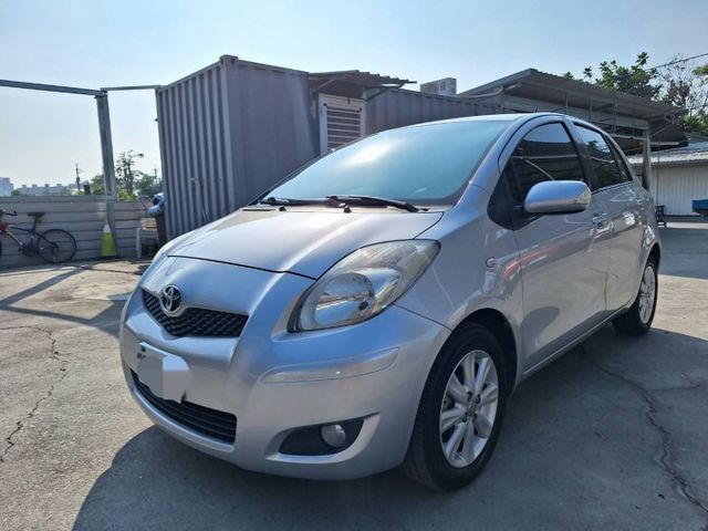 2010年YARIS 1.5 G版 認證車 五門優質代步小車(實際配備以現場實車為準)  第2張相片