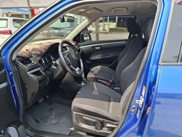 2016年 SWIFT 1.2  五門掀背小車(實際配備以現場實車為準)  第6張相片