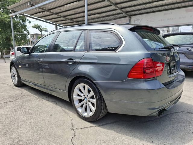 2010年 BMW 320D Touring  柴油旅行車 (實際配備以現場實車為準)  第5張相片