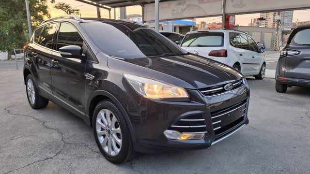 2016年 KUGA EcoBoost 180 時尚經典型 運動休旅車(實際配備以現場實車為準)  第2張相片
