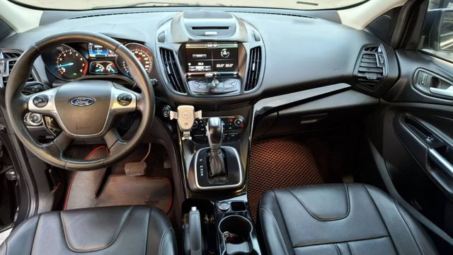 2016年 KUGA EcoBoost 180 時尚經典型 運動休旅車(實際配備以現場實車為準)  第6張相片