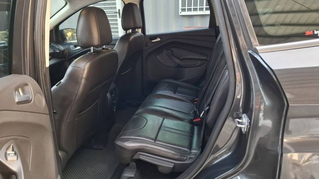 2016年 KUGA EcoBoost 180 時尚經典型 運動休旅車(實際配備以現場實車為準)  第8張相片