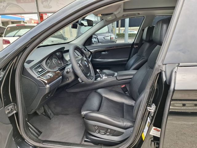 2010年 bmw 535 GT 3.0原版件 認證車 (實際配備以現場實車為準)  第6張相片