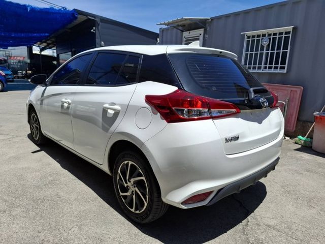 2021年 YARIS 1.5 五門掀背小車 豪華版 (實際配備以現場實車為準)  第4張相片