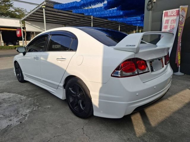 2010年 K12 VTI-S HID頭燈 (實際配備以現場實車為準)  第5張相片