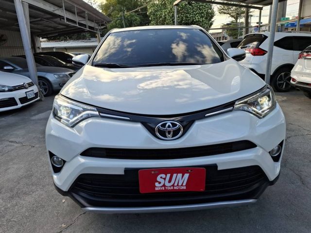 2017年 RAV4 2.0 豪華版 運動休旅車(實際配備以現場實車為準)  第3張相片