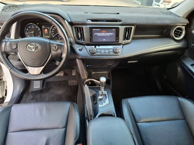 2017年 RAV4 2.0 豪華版 運動休旅車(實際配備以現場實車為準)  第13張相片