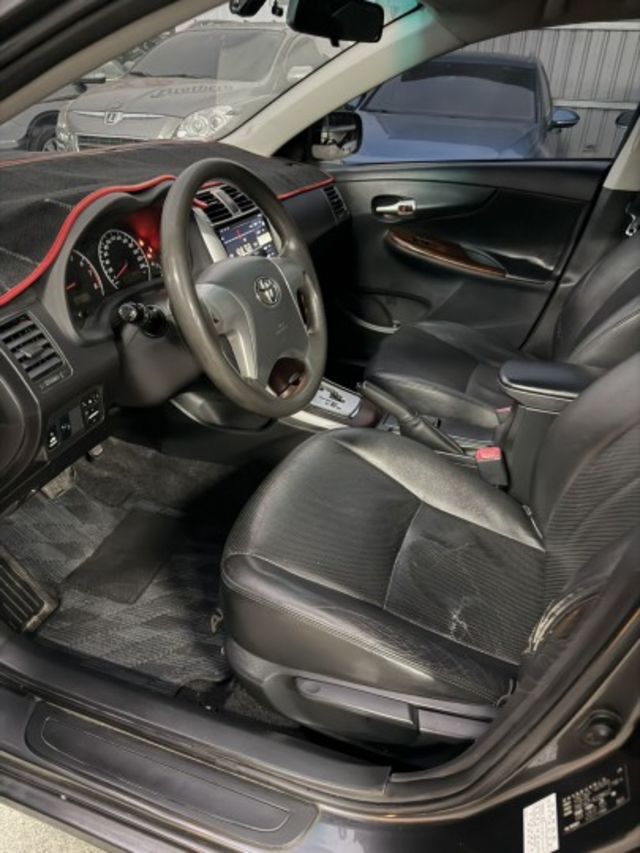 2012年 ALTIS 1.8E 加裝安卓機(實際配備以現場實車為準)  第8張相片