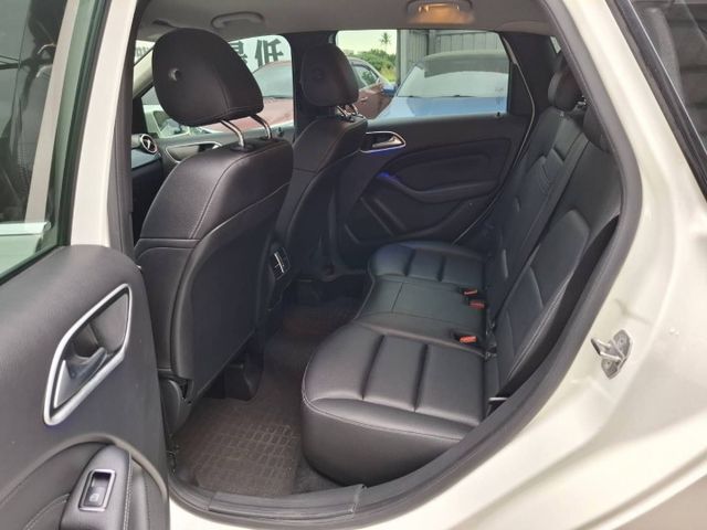 2018年 B180 掀背 跨界休旅車 (實際配備已現場實車為準)  第8張相片