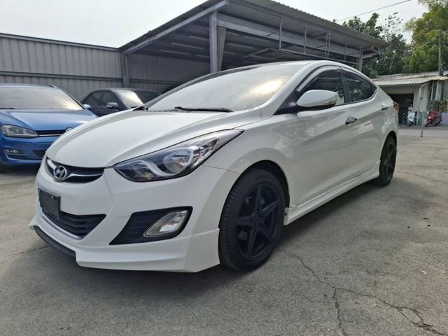 2013年 Elantra 1.8 豪華版 (實際配備以現場實車為準)  第3張相片