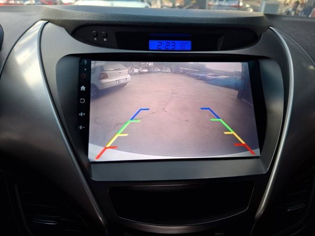 2013年 Elantra 1.8 豪華版 (實際配備以現場實車為準)  第9張相片