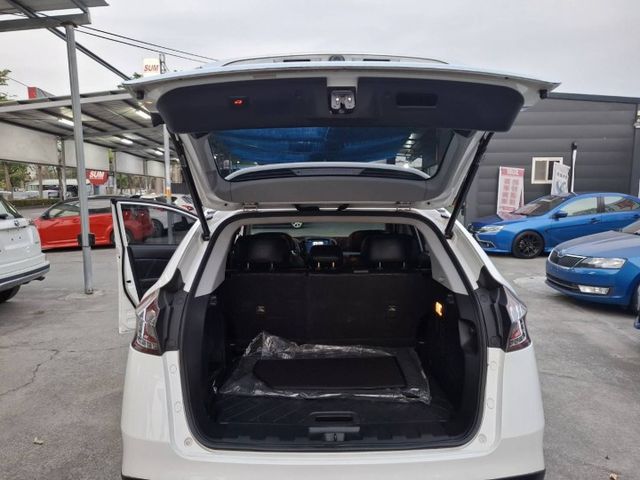 2015年 U6 Turbo ECO Hyper 1.8 旅行式 娛樂顯示 (實際配備以現場實車為準)  第10張相片