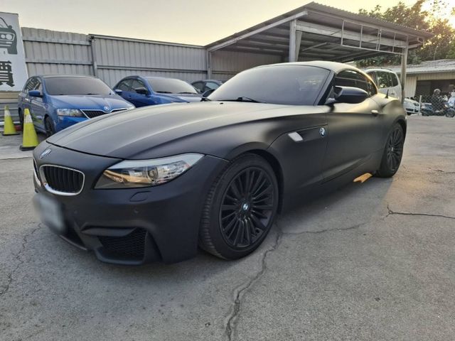 2011年2012式 BMW Z4  sDrive20i 雙門轎跑 硬頂敞篷車(實際配備以現場實車為準)  第5張相片