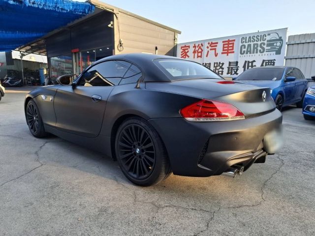 2011年2012式 BMW Z4  sDrive20i 雙門轎跑 硬頂敞篷車(實際配備以現場實車為準)  第6張相片