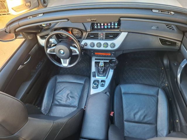 2011年2012式 BMW Z4  sDrive20i 雙門轎跑 硬頂敞篷車(實際配備以現場實車為準)  第9張相片