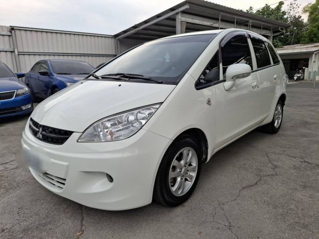 2010年 Colt Plus 1.6  雅緻型 加裝安卓機(實際配備以現場實車為準)  第3張相片