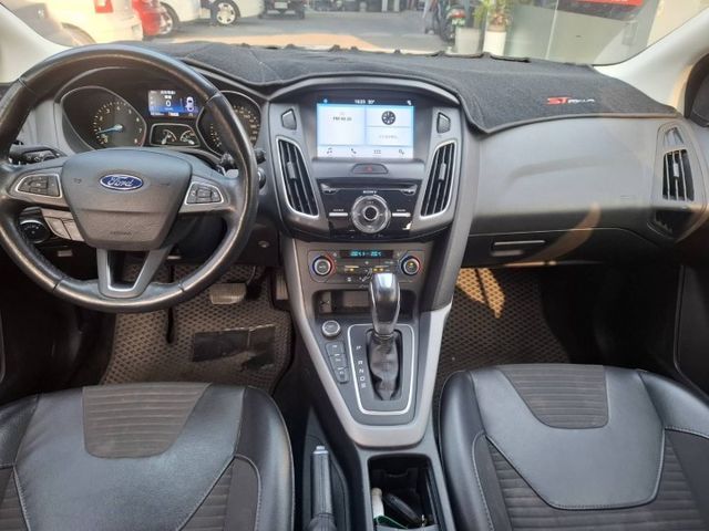 2017年 FOCUS 1.5 Eco Boost 180 頂級運動型 (實際配備以現場實車為準)  第8張相片