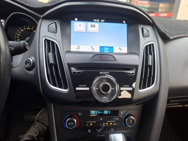 2017年 FOCUS 1.5 Eco Boost 180 頂級運動型 (實際配備以現場實車為準)  第9張相片