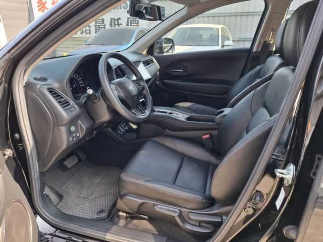 2020年 HRV 1.8 VTI-S  跨界休旅車(實際配備以現場實車為準)  第8張相片