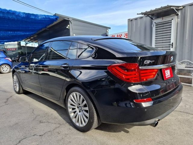 2010年 bmw 535 GT 3.0 旅行車  認證車 原鈑件 (實際配備以現場實車為準)  第3張相片