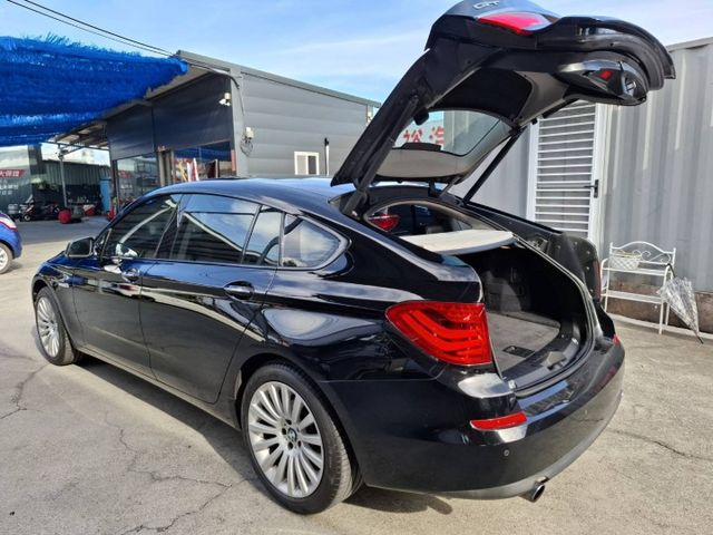 2010年 bmw 535 GT 3.0 旅行車  認證車 原鈑件 (實際配備以現場實車為準)  第5張相片