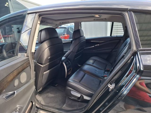 2010年 bmw 535 GT 3.0 旅行車  認證車 原鈑件 (實際配備以現場實車為準)  第10張相片