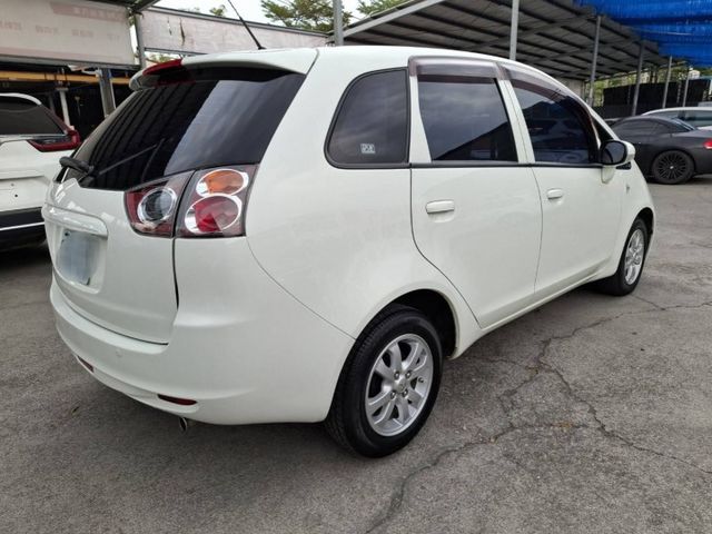 2010年 Colt Plus 1.6  雅緻型 加裝安卓機(實際配備以現場實車為準)  第4張相片