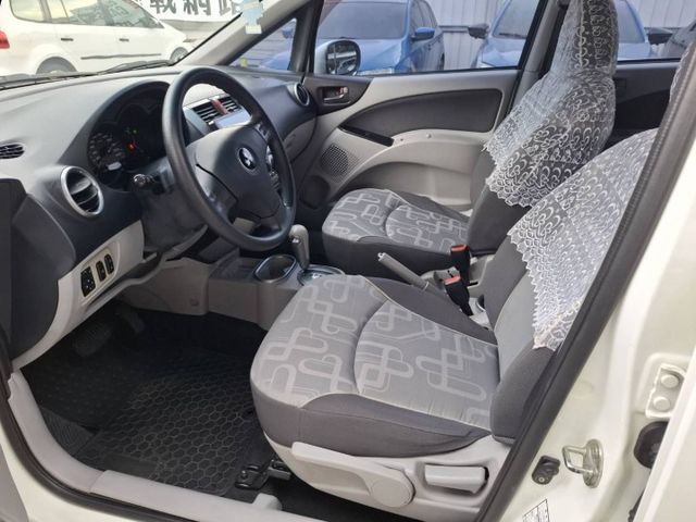 2010年 Colt Plus 1.6  雅緻型 加裝安卓機(實際配備以現場實車為準)  第7張相片