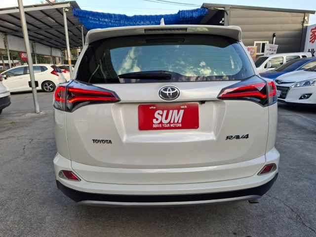 2017年 RAV4 2.0 豪華版 運動休旅車(實際配備以現場實車為準)  第6張相片