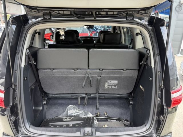 2020年 M7 Turbo ECO Hyoper 智能影音8人座 (實際配備以現場實車為準)  第9張相片