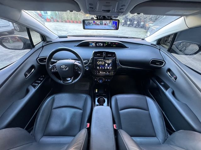 TOYOTA豐田 PRIUS PHV  第5張相片