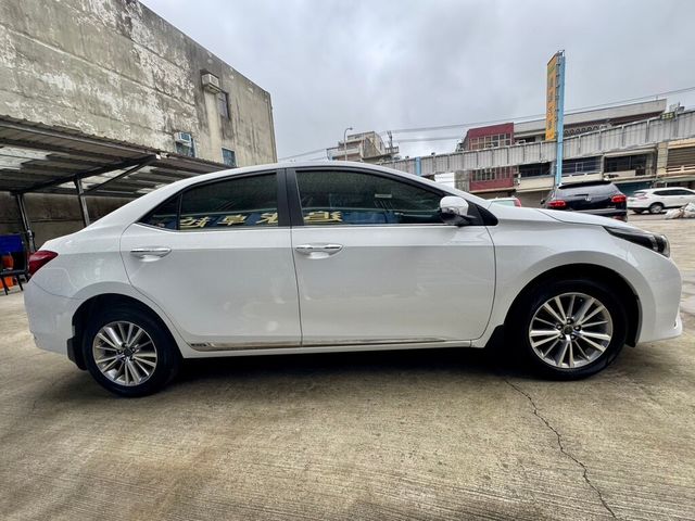 TOYOTA豐田 ALTIS  第10張相片