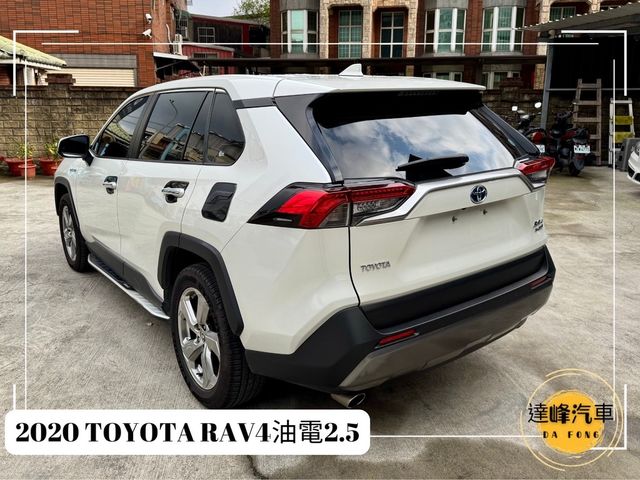 TOYOTA豐田 RAV4  第9張相片