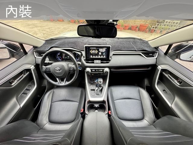 TOYOTA豐田 RAV4  第12張相片