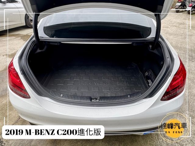 M-BENZ賓士 C200  第11張相片