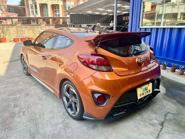 HYUNDAI現代 VELOSTER  第9張相片