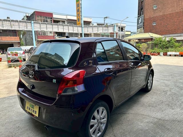 TOYOTA豐田 YARIS  第2張相片
