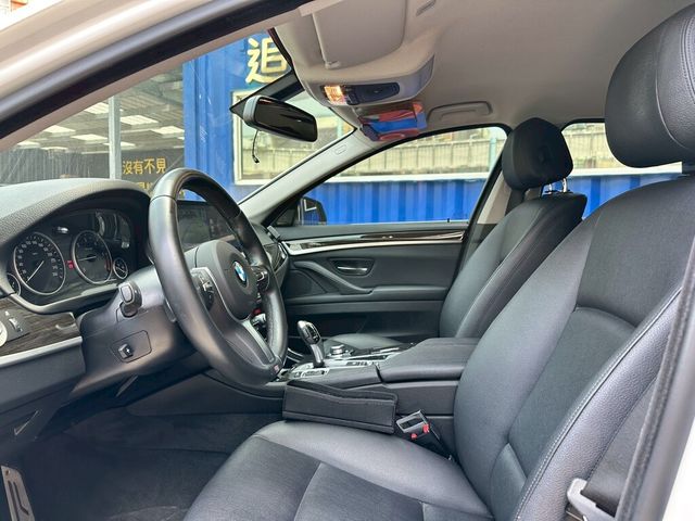 BMW寶馬 520D  第10張相片