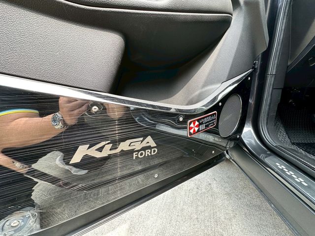 FORD福特 KUGA  第14張相片