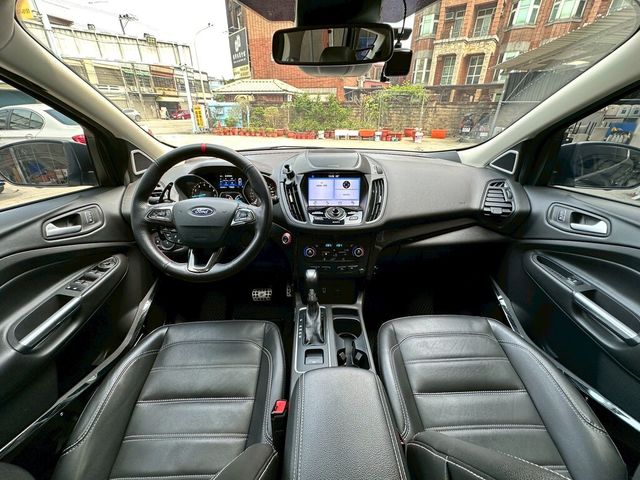 FORD福特 KUGA  第16張相片