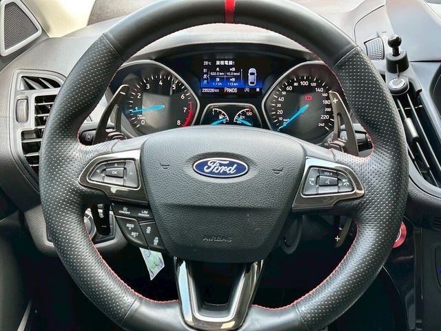 FORD福特 KUGA  第17張相片