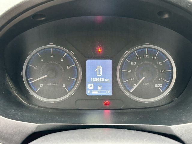 MITSUBISHI三菱 ZINGER  第15張相片