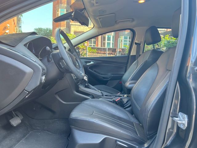 FORD福特 FOCUS  第14張相片